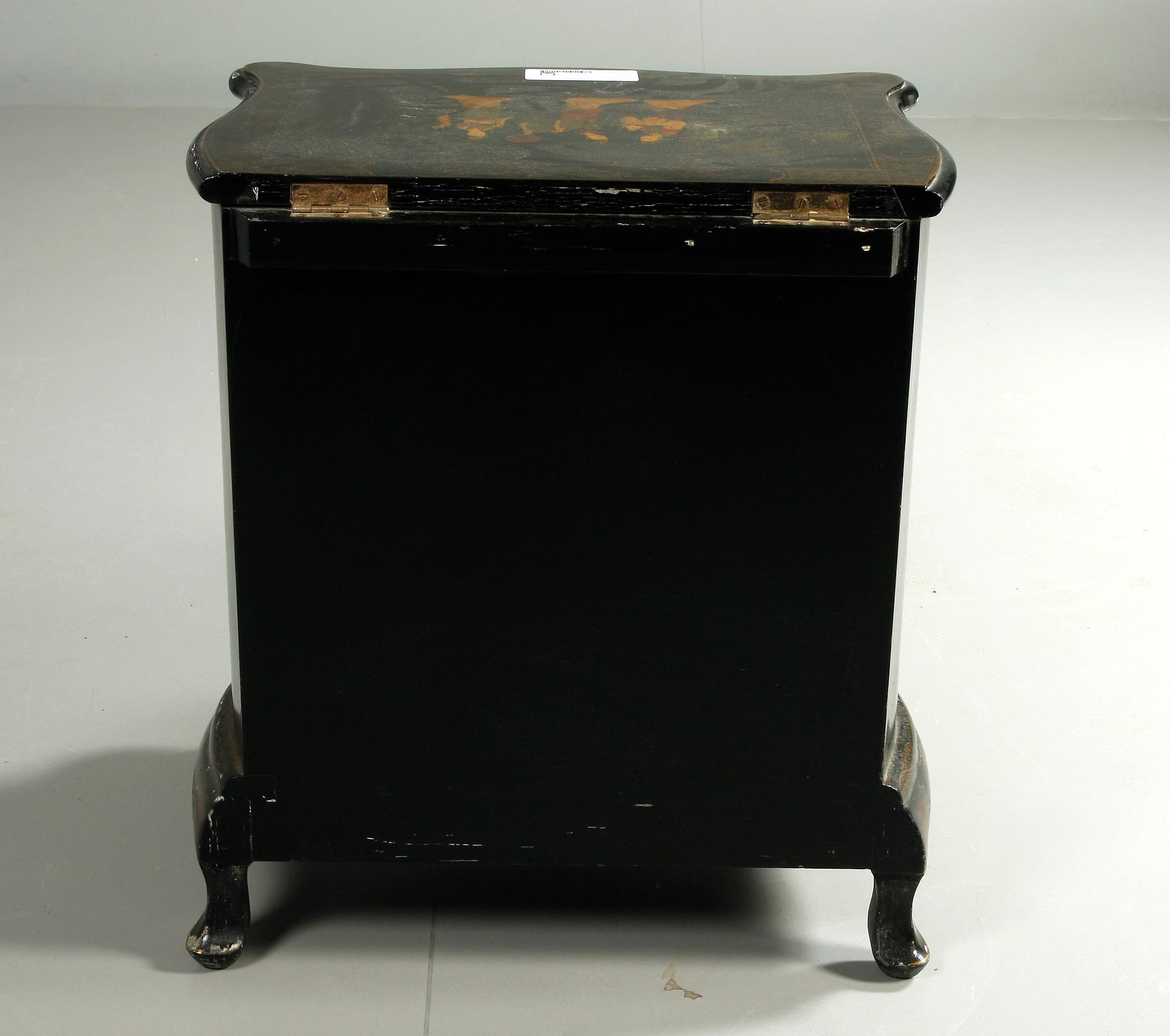 SKÅP, Kina, 1800/1900-tal.