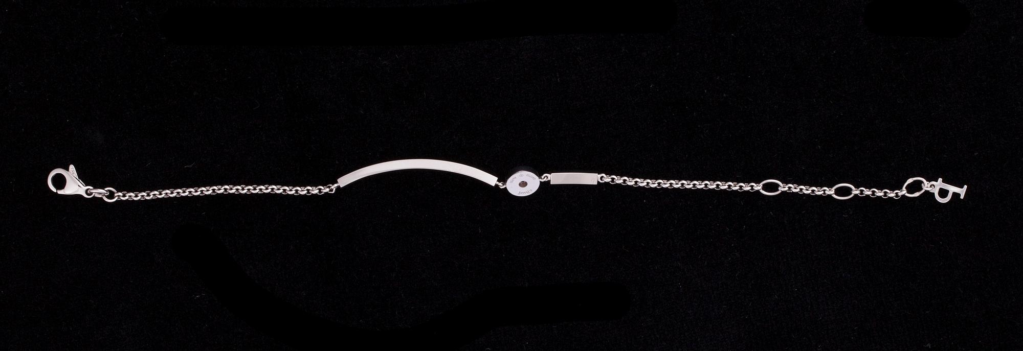 ARMBAND, 18K vitguld, diamanter. Piaget Possession, original etui. Vikt ca 6,1 g.