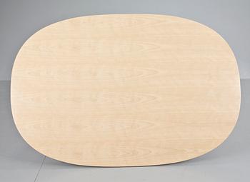 BORD, "Superellips", Bruno Mathsson och Piet Hein för Fritz Hansen, 1986.