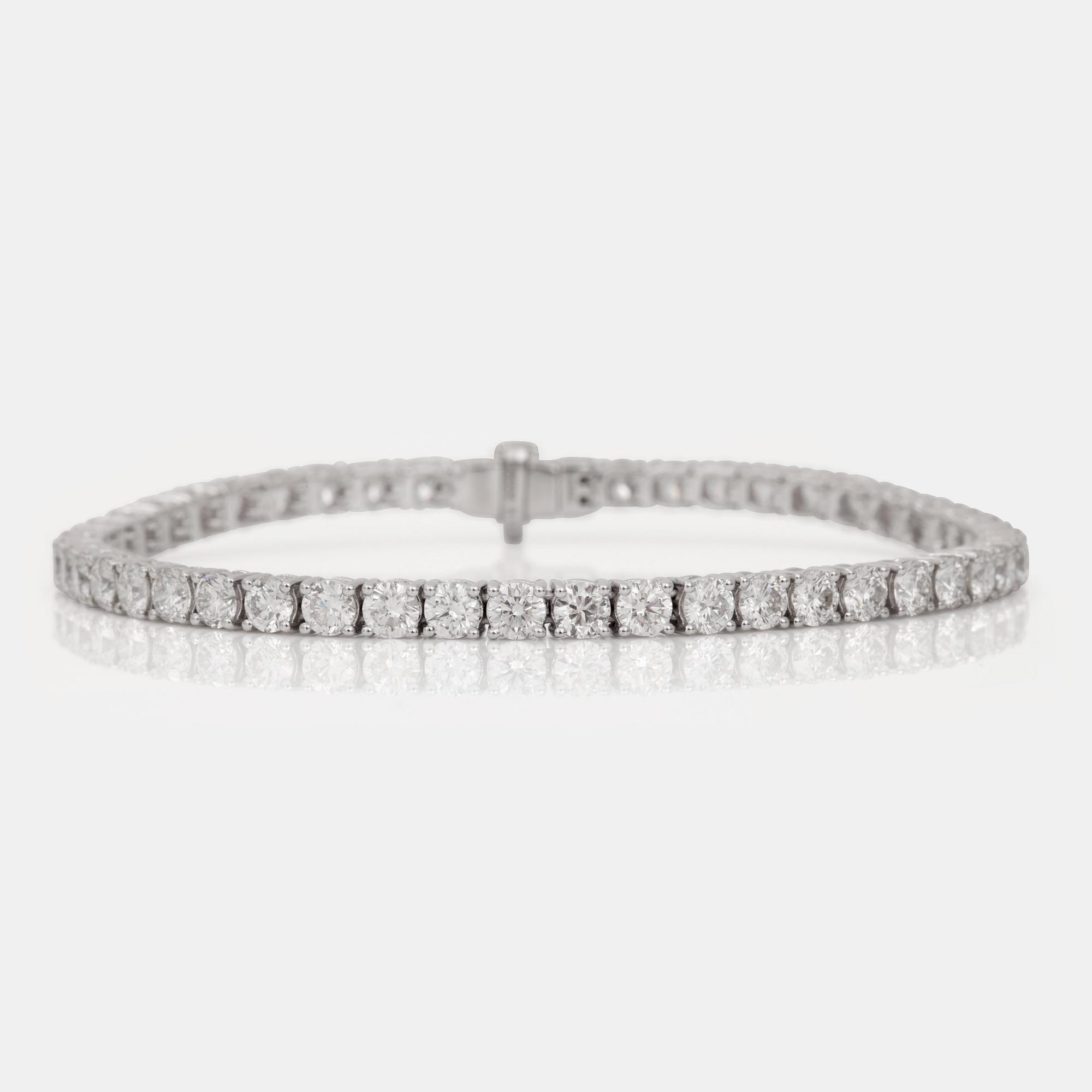 A diamond bracelet, 8.02 cts according to engraving.