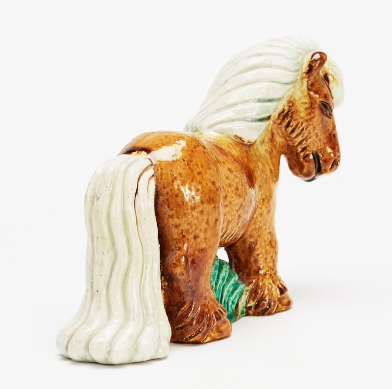 A Gunnar Nylund stoneware figure of a horse, Rörstrand.