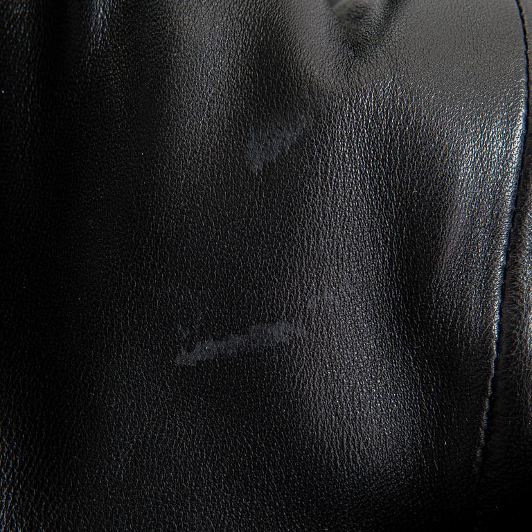 Bottega Veneta, 'New Ball Hobo' bag.