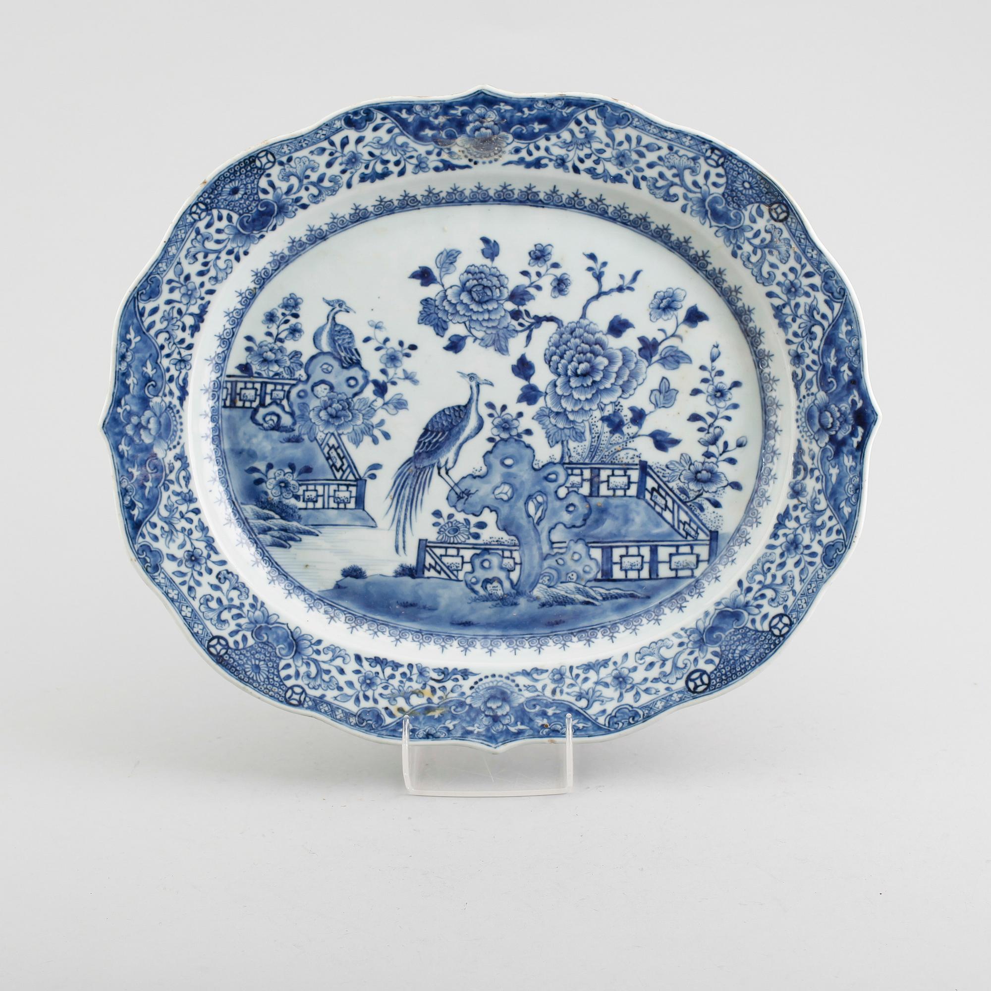 STEKFAT, porslin, Kina, Qianlong 1736-1795.