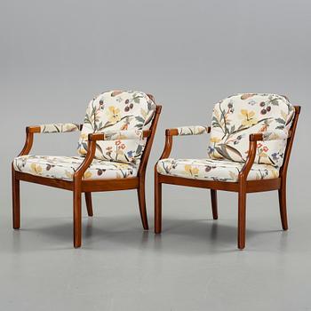 KARMSTOLAR, ett par, 1900-talets slut.