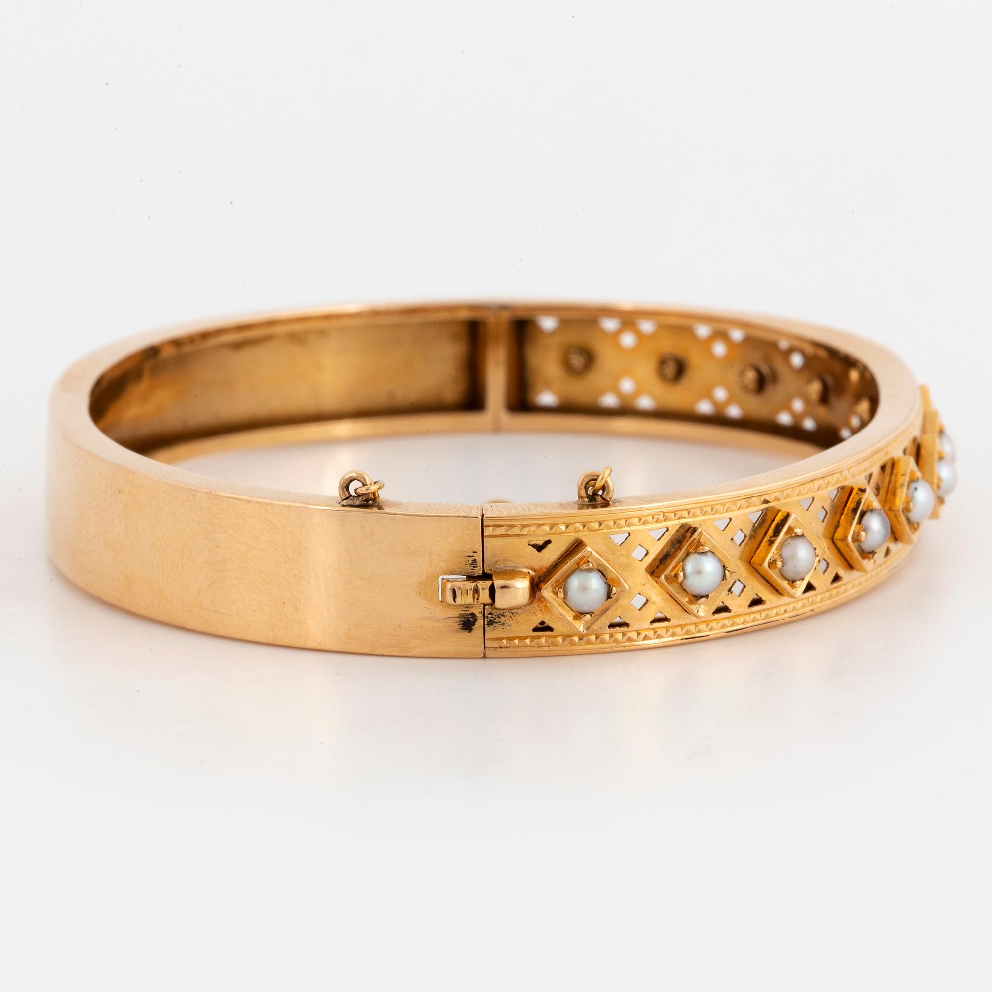 ARMRING, med småpärlor.