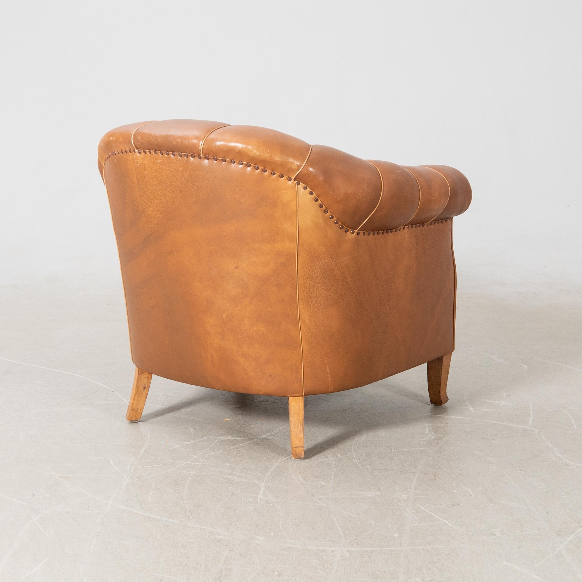 Armchair 1930s/40s.
