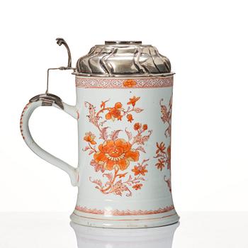 A silver mounted tankard, Qing dynasty, Kangxi (1662-1722).