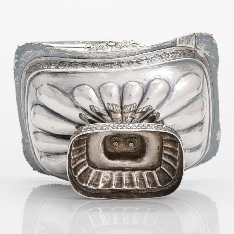 Elias Modig, konfektkorg, silver, delvis förgylld, S:t Petersburg, 1833.