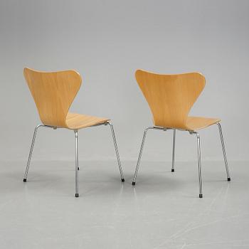 STOLAR, 2 st, "Sjuan", Arne Jacobsen, Fritz Hansen.