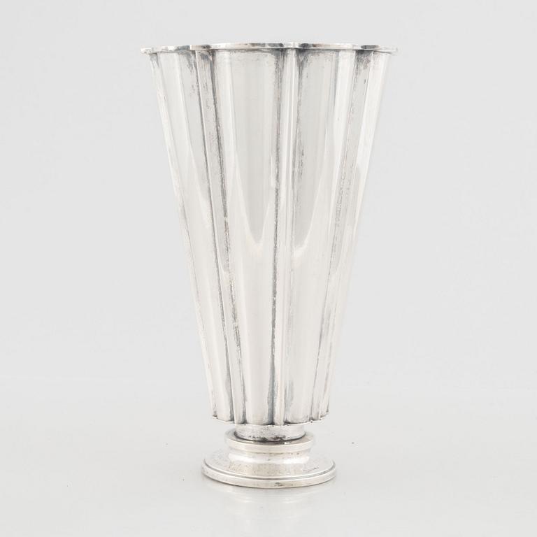 Vase, silver, Swedish import mark Gunnar Svensson, Kalmar 1928.