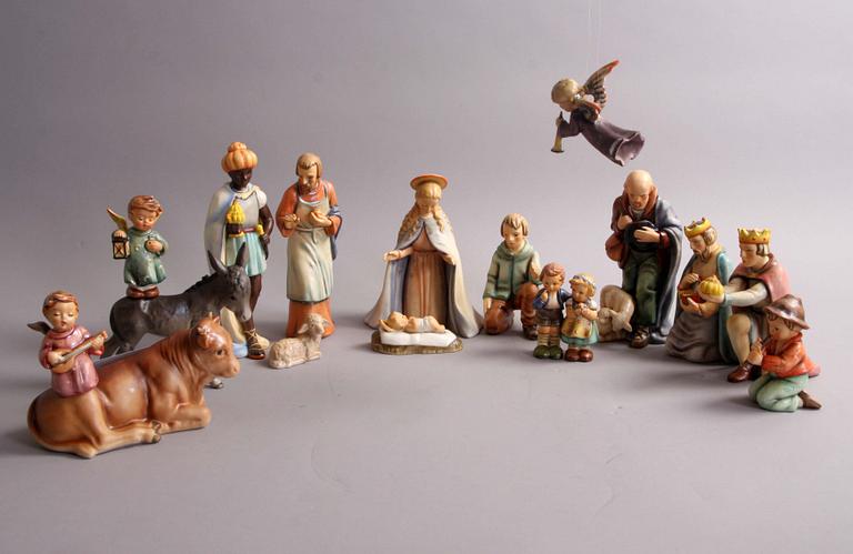 JULKRUBBA, 16 delar, porslin, Goebel, numr 0007/2000.