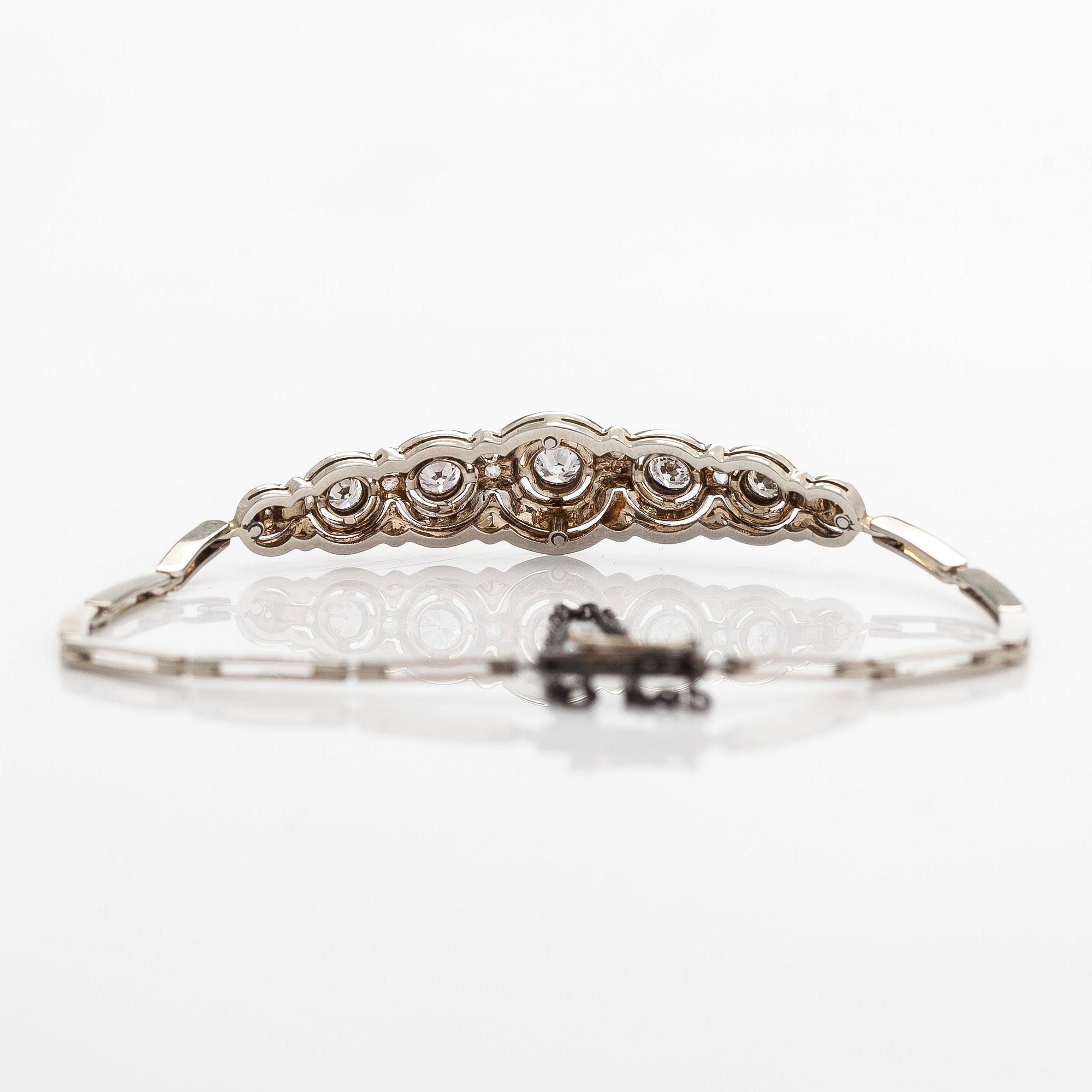 Armband, 14K vitguld med gammal- och rosenslipade diamanter, Hugo Grun.