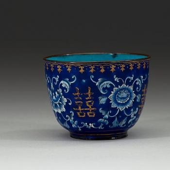 A blue enamel cup, Qing dynasty 18th century.