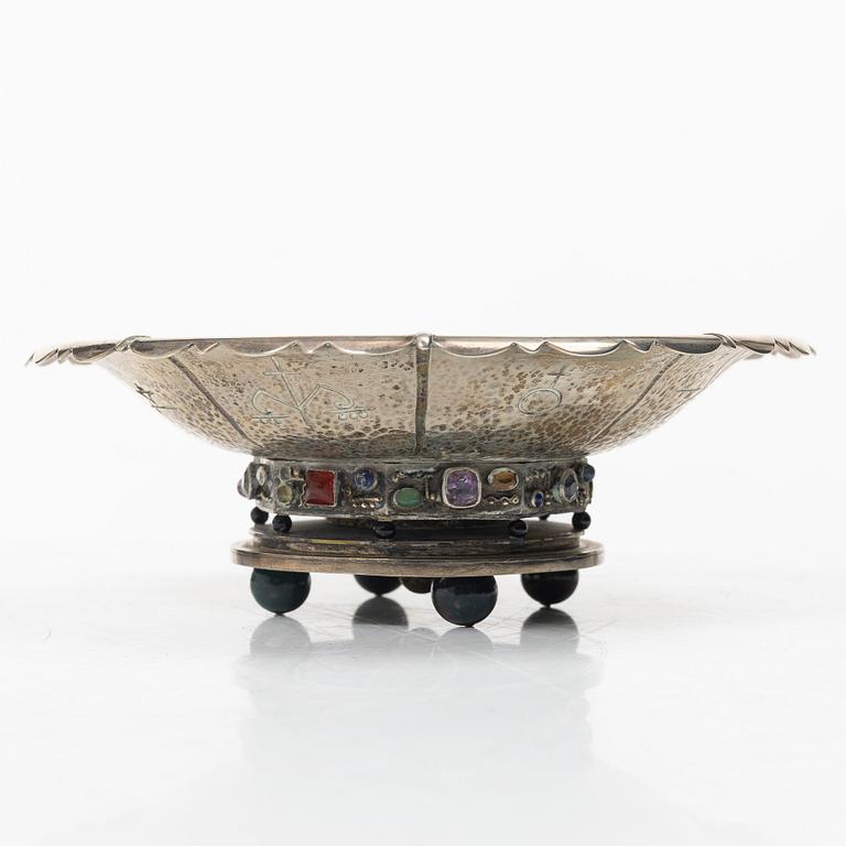 Bowl, silver, 20th century.