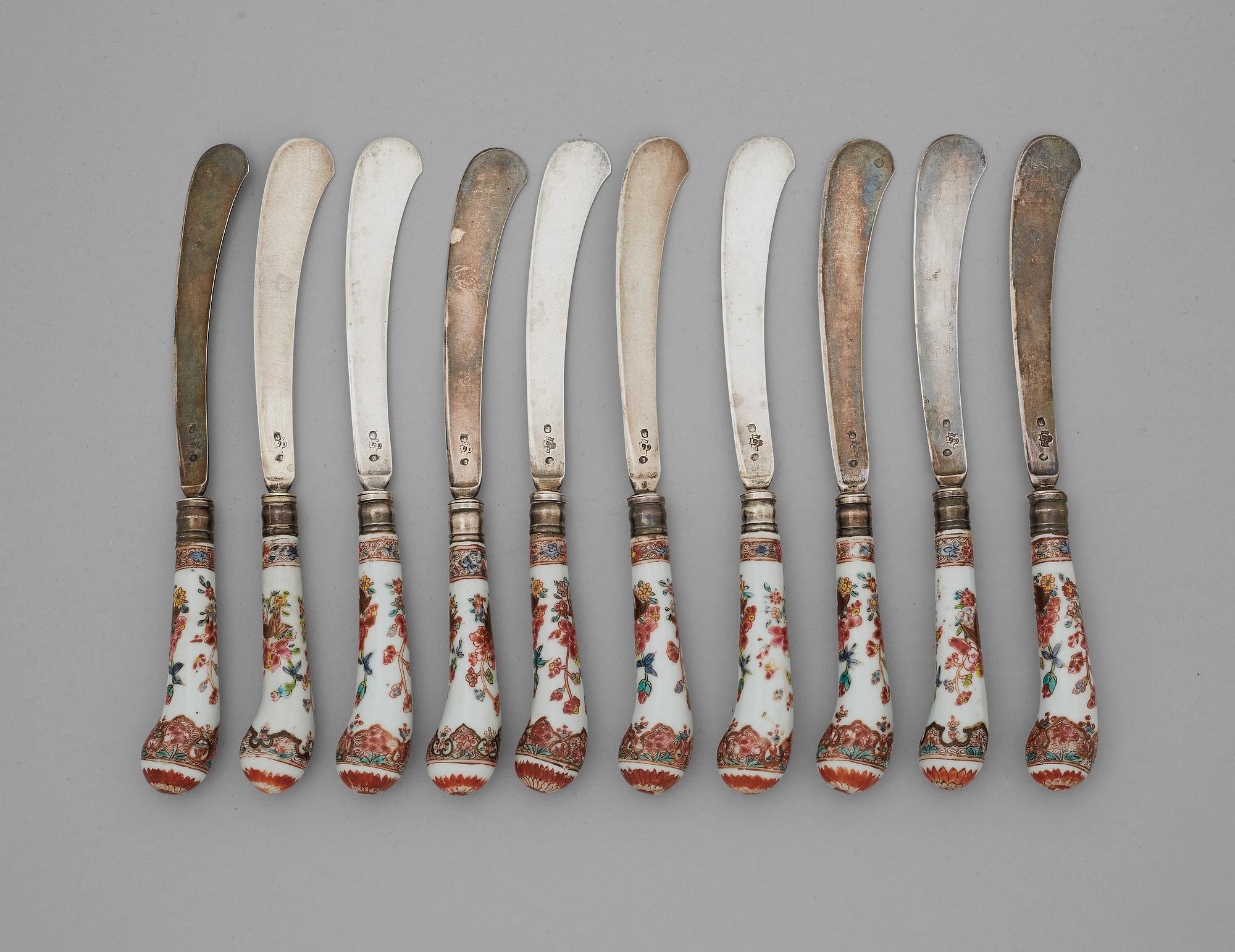 Bestick, 28 stycken, med porslinskaft. Qingdynastin, Qianlong (1736-95).