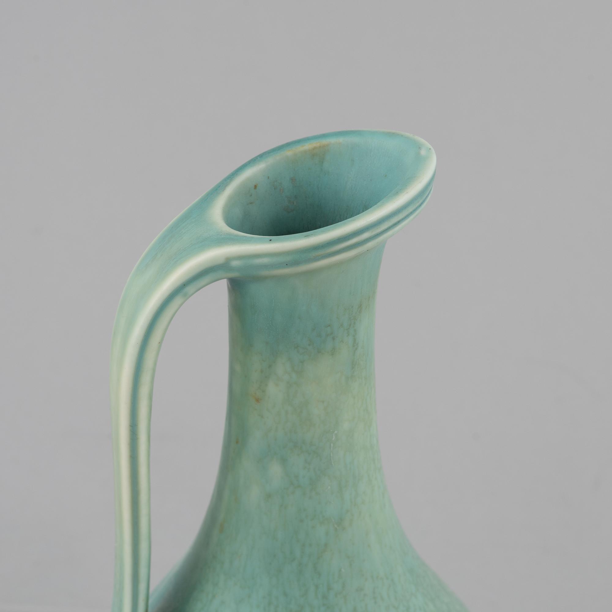 Gunnar Nylund, five pieces of stoneware, Rörstrand, Sweden.