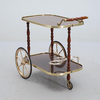 SERVERINGSVAGN, 1900-talets andra hälft.