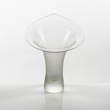 Tapio Wirkkala, vase, "Kanttarell", signed Tapio Wirkkala, Iittala -55.