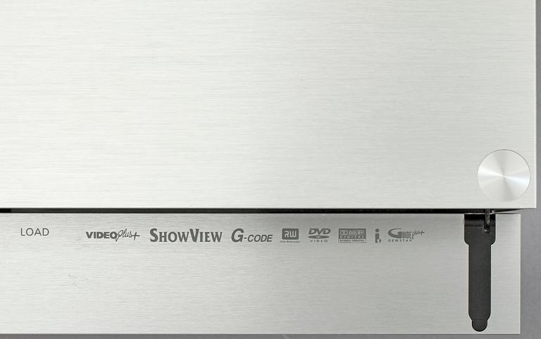 DVD-spelare, "DVD2", David Lewis, Bang & Olufsen, modellen formgiven 2007.