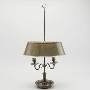 BOUILOTTE-LAMPA empirestil 1800-talets andra hälft.