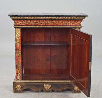 KONSOLSKÅP, boullearbete. Napoleon III, Frankrike 1800-tal.