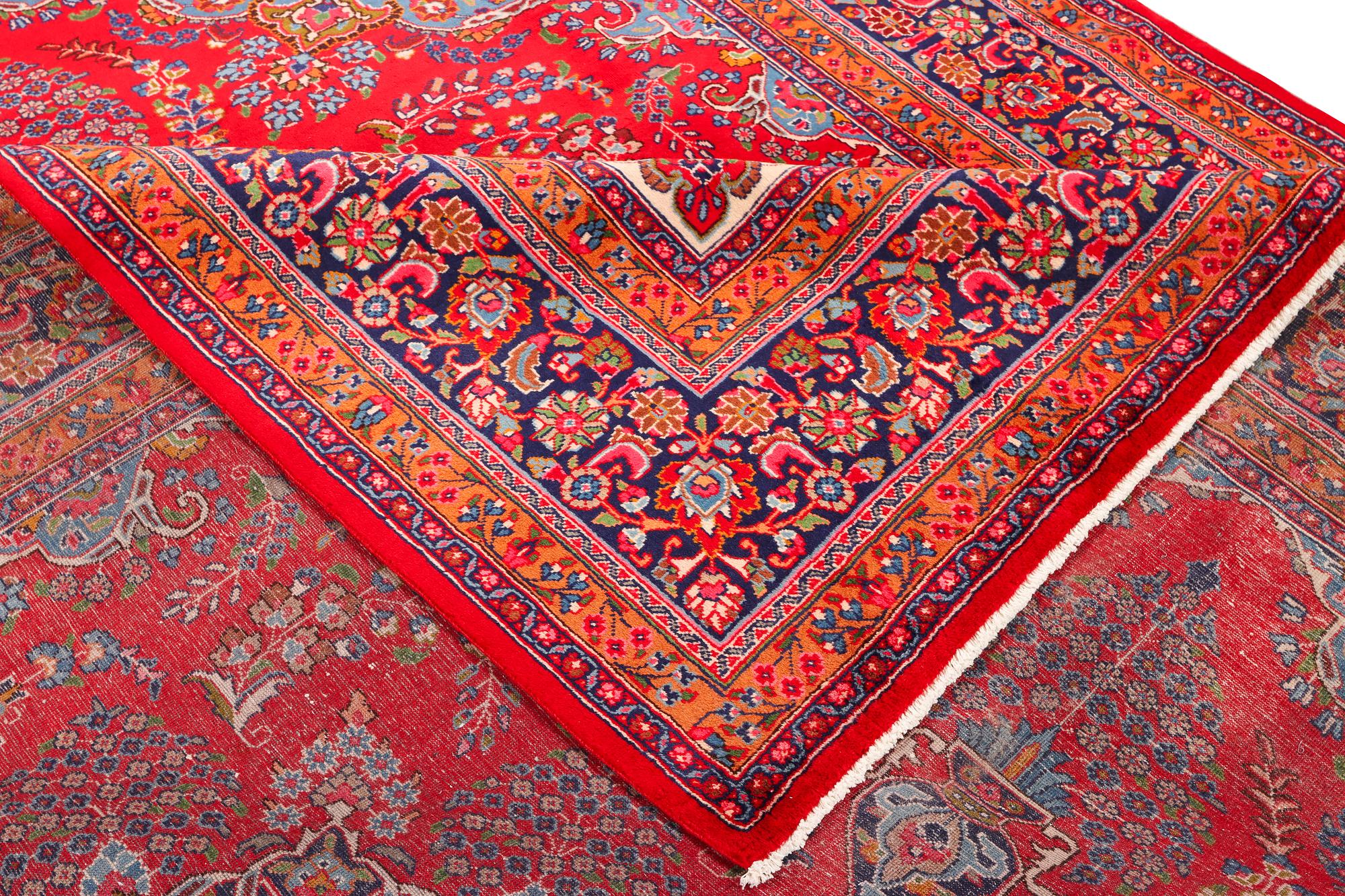 A Najafabad carpet, c. 390 x 302 cm.