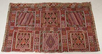 MATTOR, 2 st, Kelim, Anatoliska, semiantika. 144 x 248 samt 126 x 216.