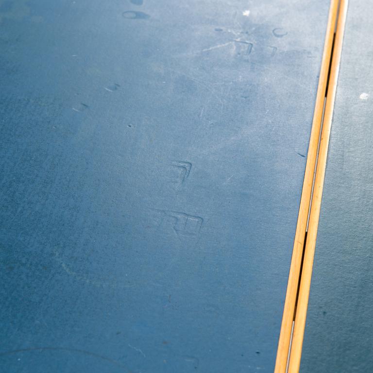 Alvar Aalto, klaffipöytä, Artek, 1900-luvun puoliväli.