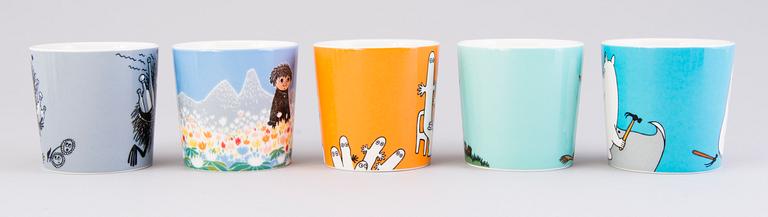 MUUMIMUKEJA, 25 kpl, posliina, Moomin Characters, Arabia 1996-2018.