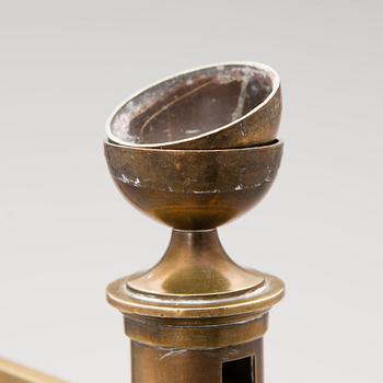 An early 20th Century Pharmacy balance scale in brass from Germany.