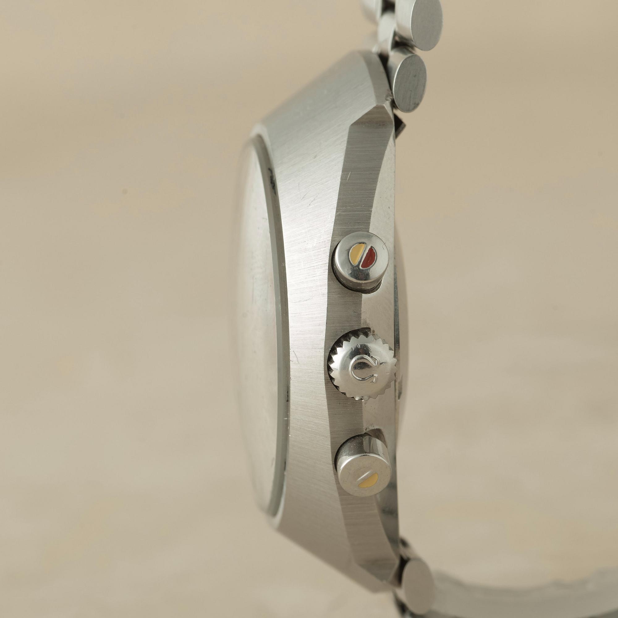 OMEGA, Flightmaster (T SWISS MADE T), chronograph, wristwatch, 43 x 53 mm,