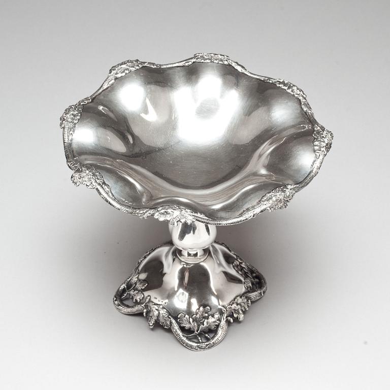 KONFEKTSKÅL, silver, GAB, 1898. Vikt 286 gram.