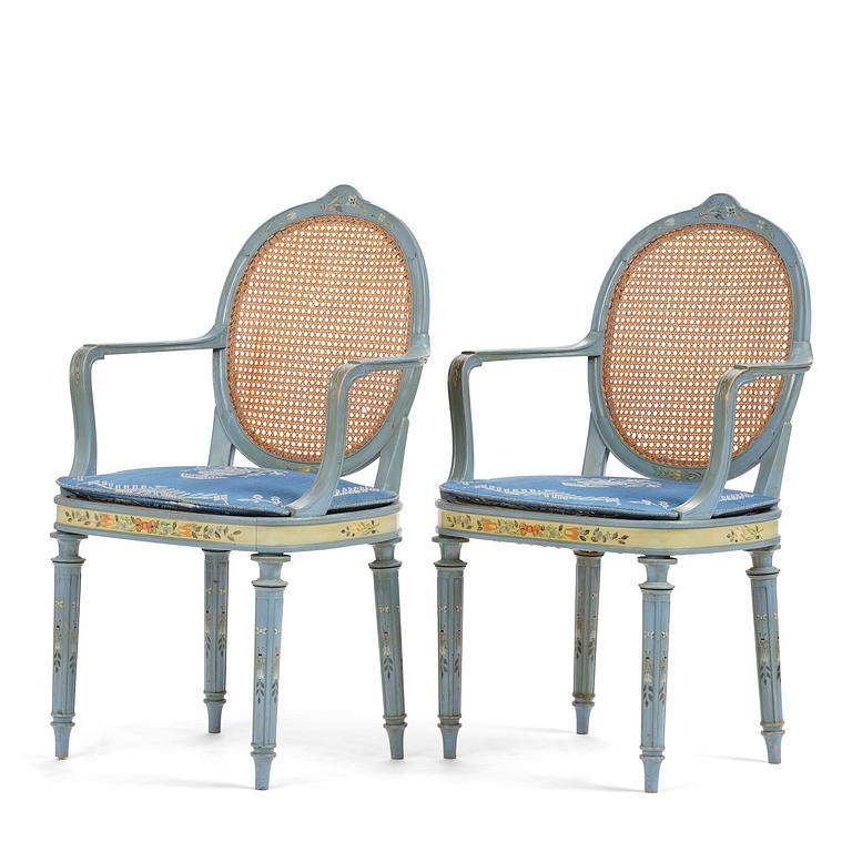 Carl Malmsten, a pair of Swedish Grace chairs, cabinetmaker Albin Johansson, Stockholm, for Villa Kvikkjokk, 1927.