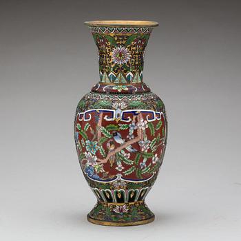 URNA, Cloissoné, Kina, 1900-talets första hälft.