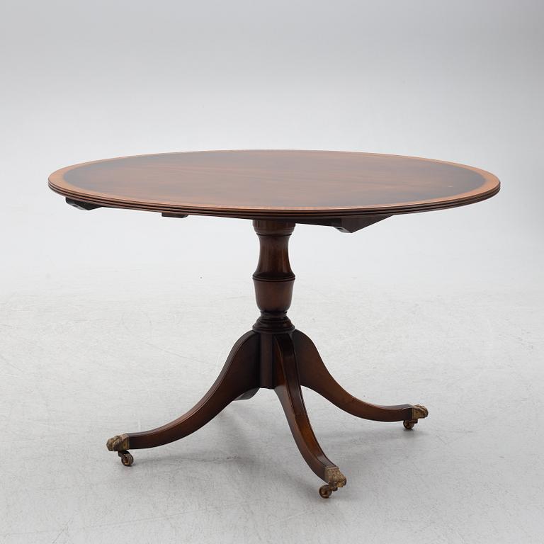 Fällbord/matbord, England, 1900-talets mitt.