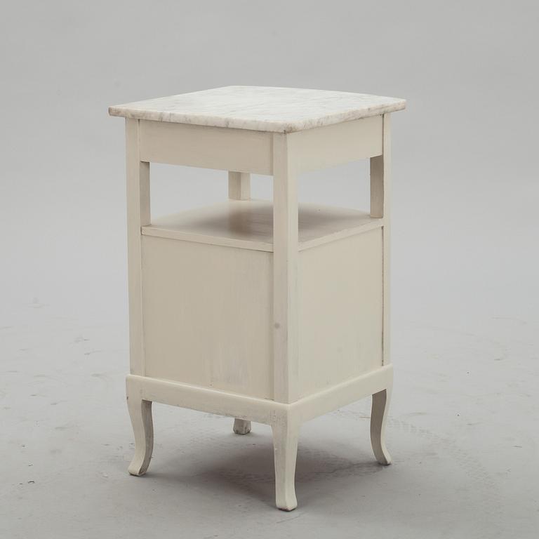 SÄNGBORD, 1900-tal.