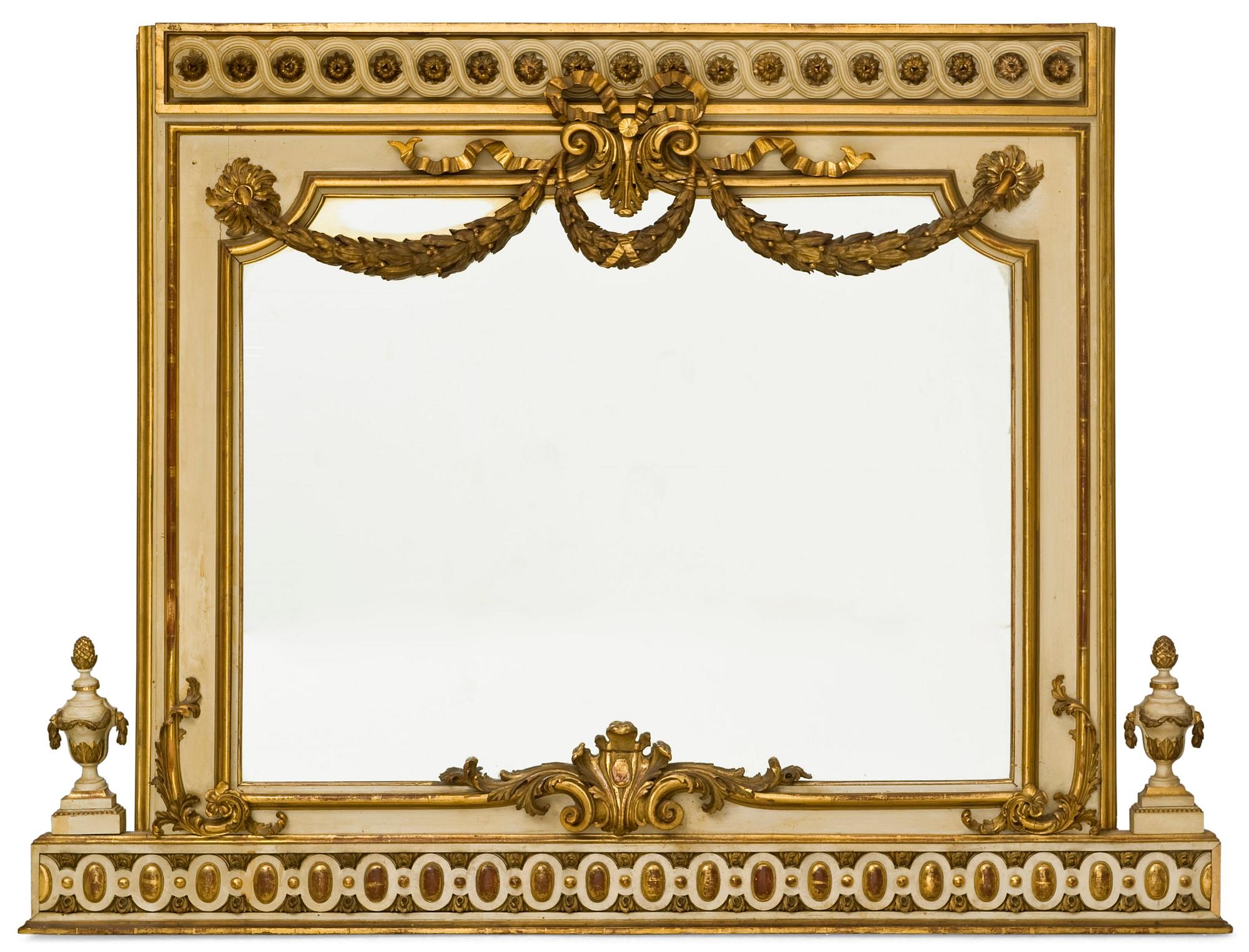 SPEGELVÄGGFÄLT. Louis XVI-stil, omkring år 1900.