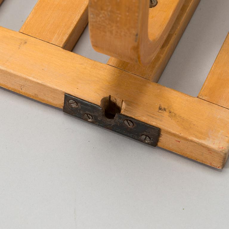 Alvar Aalto, A 1930/1940's coat rack  for O.Y. Huonekalu-ja Rakennustyötehdas A.B.