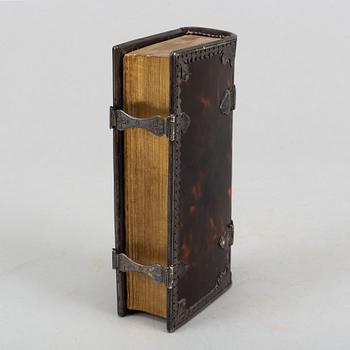 Silverskott skölpadd-band från 1700-talet, (1 vol.).