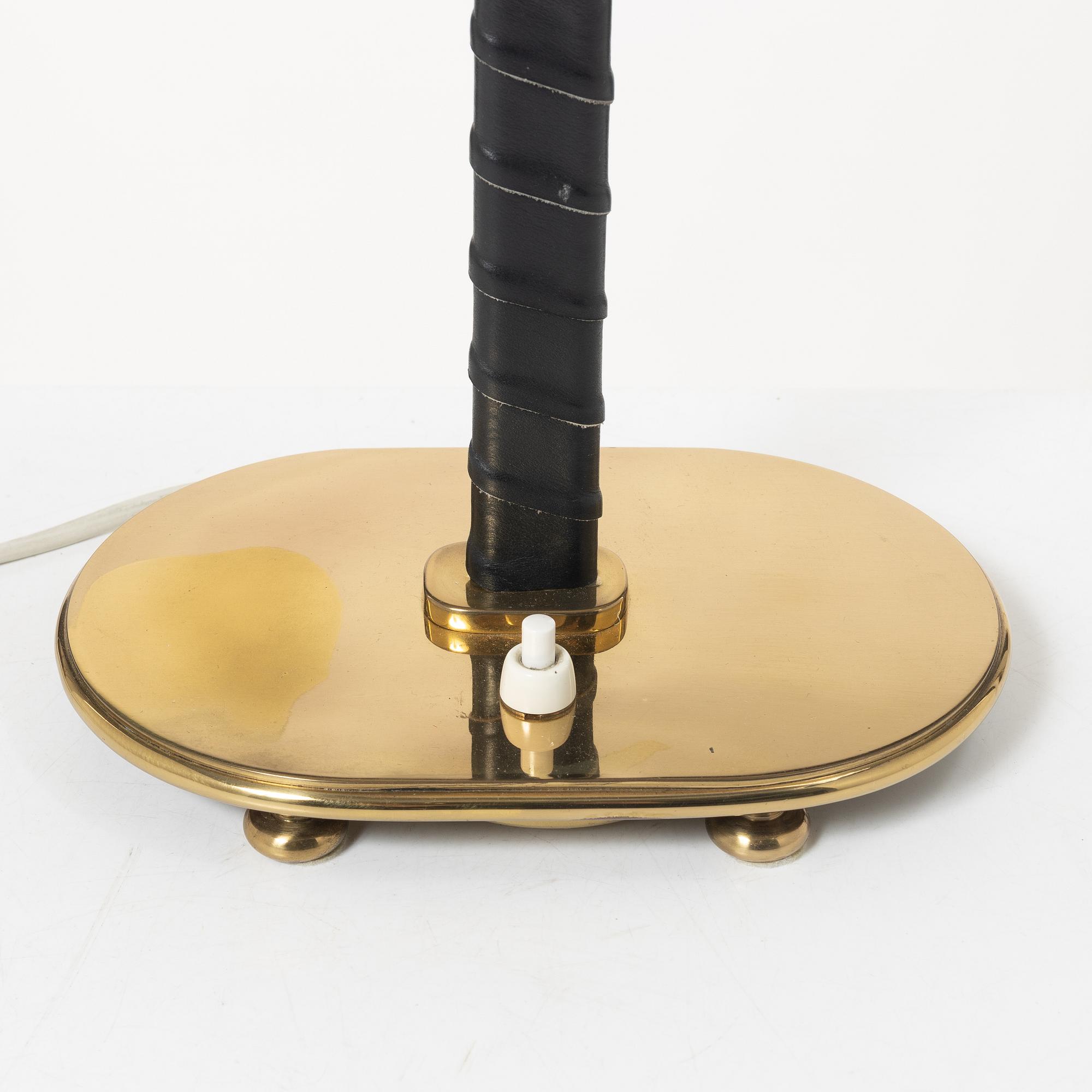 Josef Frank, Bordslampa, modell G2388, Firma Svenskt Tenn.