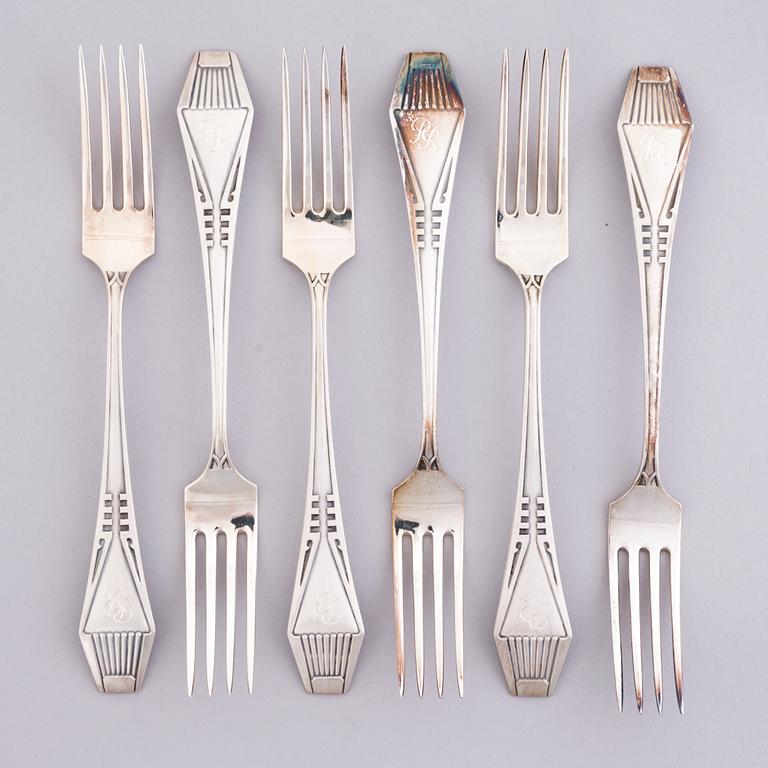 A 36-piece set of silver cutlery, Suomi series, Kultateollisuus oy, Turku, Finland 1988-2001.