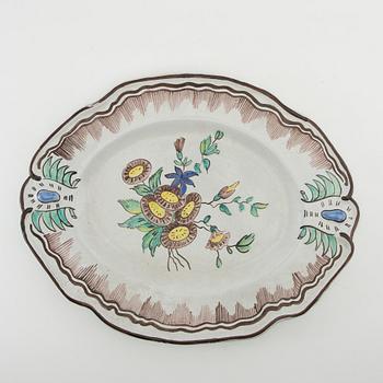 Serving platter, Rococo style, first half of the 20th century.