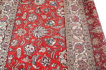 A Tabriz carpet, c. 347 x 225 cm.