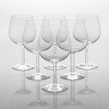 Signe Persson-Melin, a set of 6 wine glasses "Bouquet". Kosta Boda.