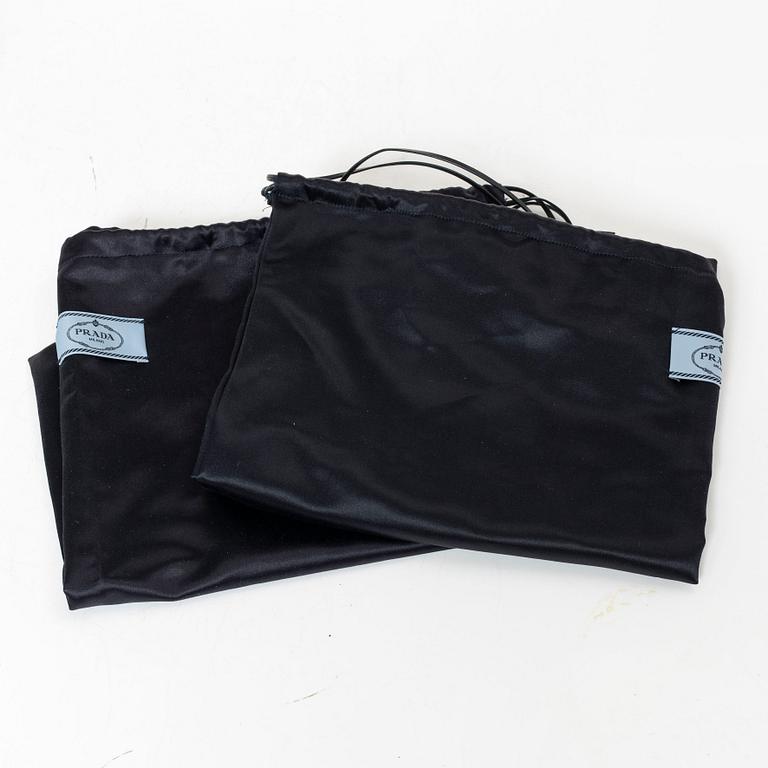 Prada, a 'Galleria' handbag.