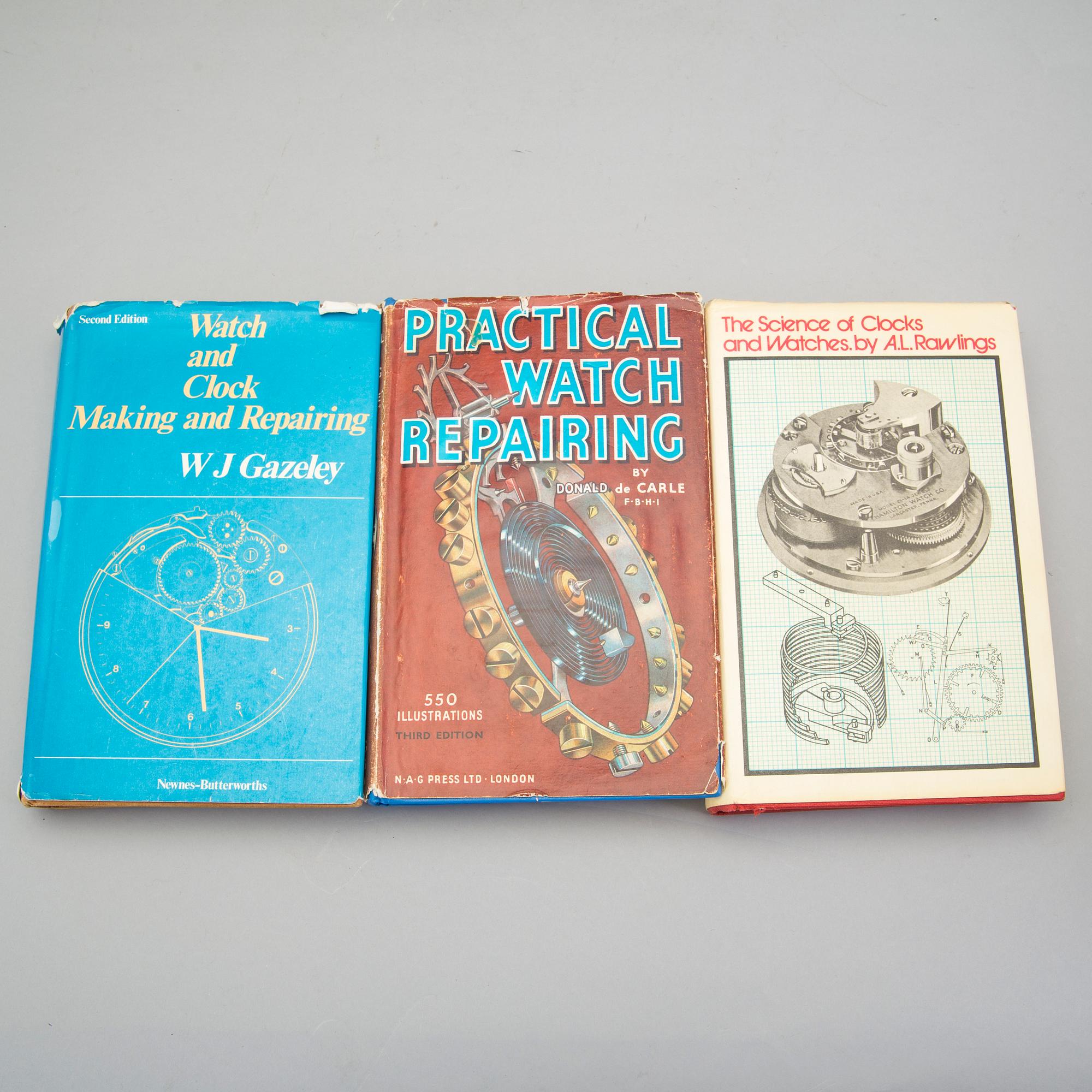 a set of fiftheen  books about clocks.
