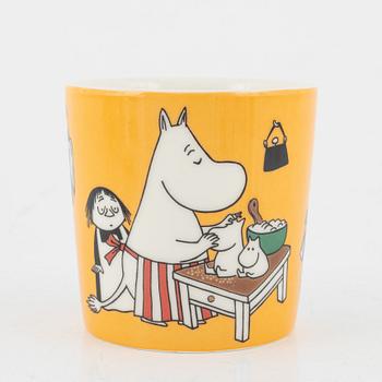 Eleven porcelain Moomin mugs, Arabia, Finland.