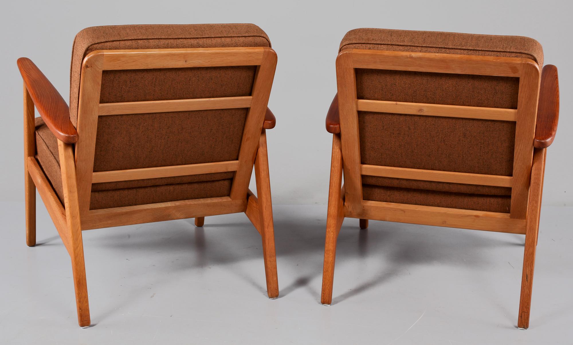 FÅTÖLJER, ett par, 1900-talets andra hälft.