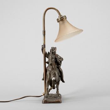 BORDSLAMPA, patinerad vitmetall, 1900-talets början.