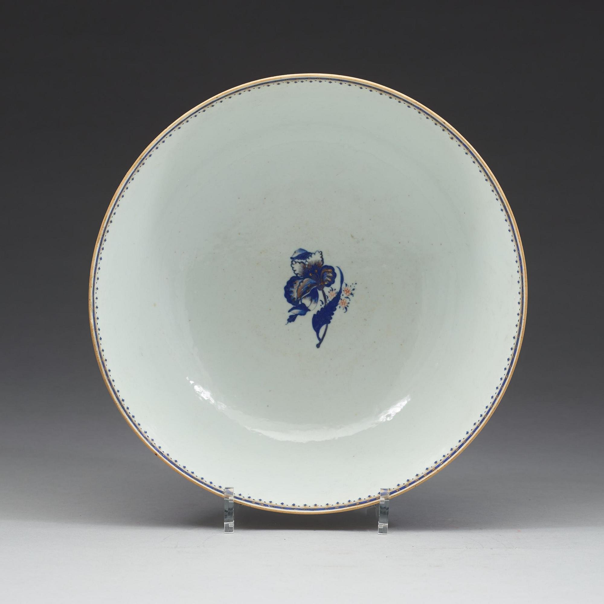 BÅLSKÅL, kompaniporslin. Qingdynasitn, Jiaqing (1796-1820).